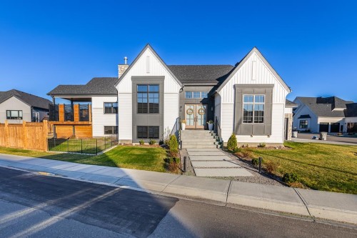 1302 59B Avenue, Lloydminster, AB - Outdoor With Facade