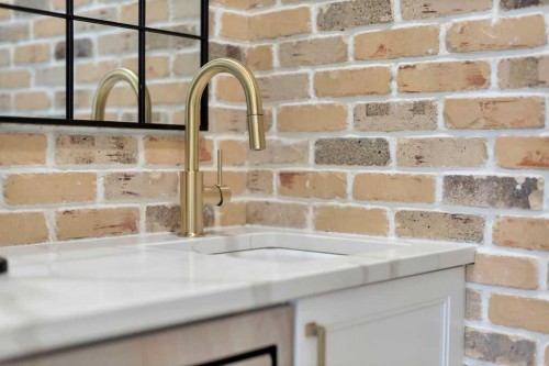 1302 59B Avenue, Lloydminster, AB - Indoor Photo Showing Kitchen