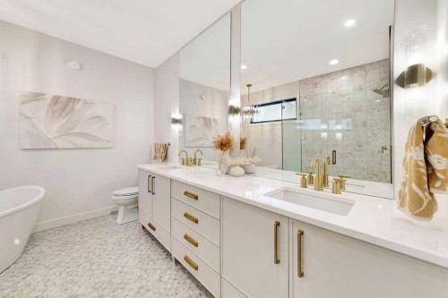 1302 59B Avenue, Lloydminster, AB - Indoor Photo Showing Bathroom