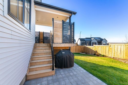 1302 59B Avenue, Lloydminster, AB - Outdoor With Exterior