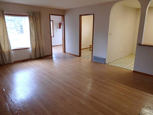 4607 48B Avenue, Vermilion, AB - Indoor Photo Showing Other Room