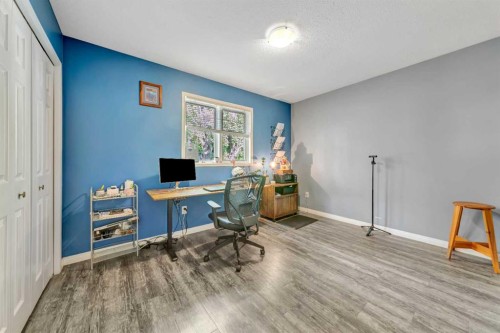 5201 26 Street, Lloydminster, AB - Indoor Photo Showing Office