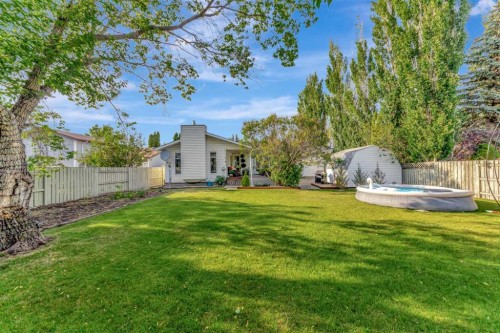 5201 26 Street, Lloydminster, AB - Outdoor