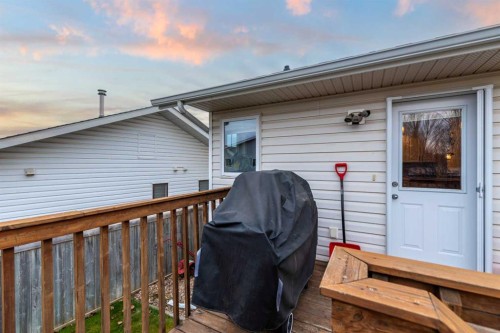 2303 52 Avenue, Lloydminster, AB - Outdoor With Exterior