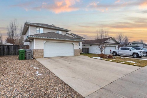 2303 52 Avenue, Lloydminster, AB - Outdoor