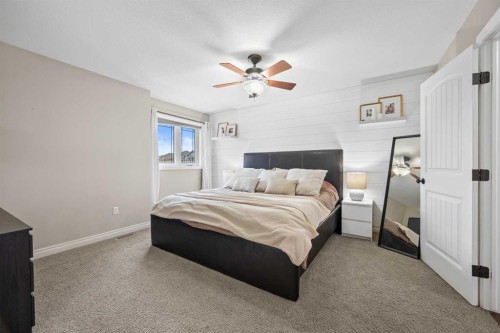 5309 16 Street, Lloydminster, AB - Indoor Photo Showing Bedroom