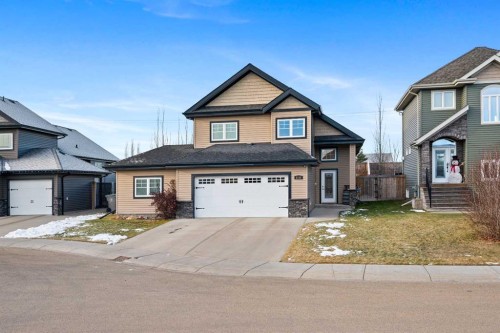 2102 58A Avenue Close, Lloydminster, AB - Outdoor With Facade
