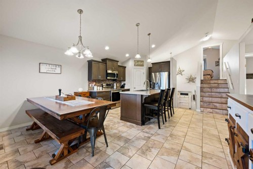 2102 58A Avenue Close, Lloydminster, AB - Indoor