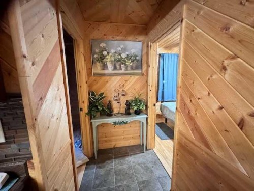 64 Suffern Lake, Suffern Lake, SK - Indoor Photo Showing Other Room