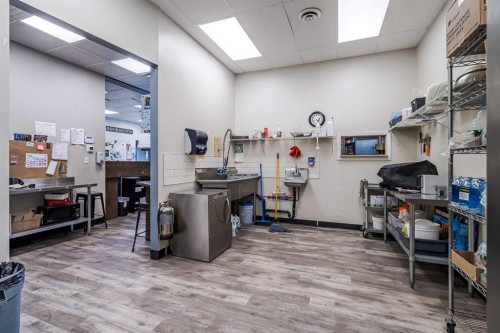 20 Railway Avenue South, Marwayne, AB 