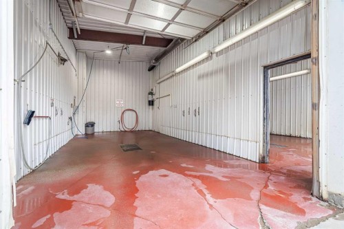 20 Railway Avenue South, Marwayne, AB 