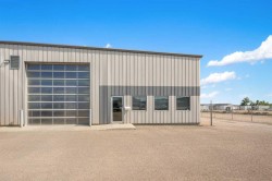 1-4807 40 Avenue  Lloydminster, SK S9V 2B7