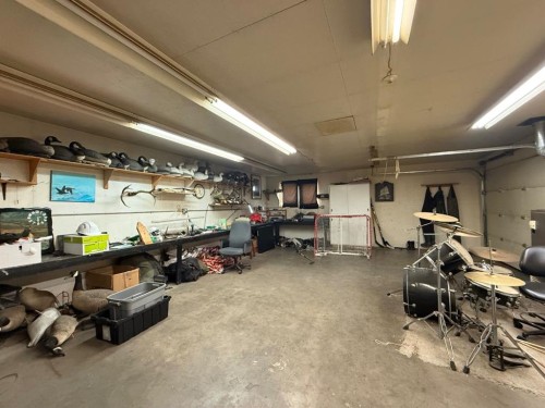 5101 55 Street, Mannville, AB - Indoor Photo Showing Other Room