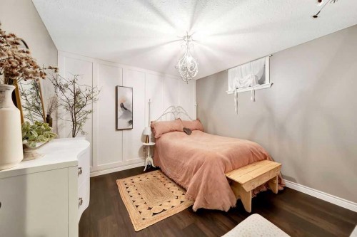 15075, Rural Vermilion River, County Of, AB - Indoor Photo Showing Bedroom