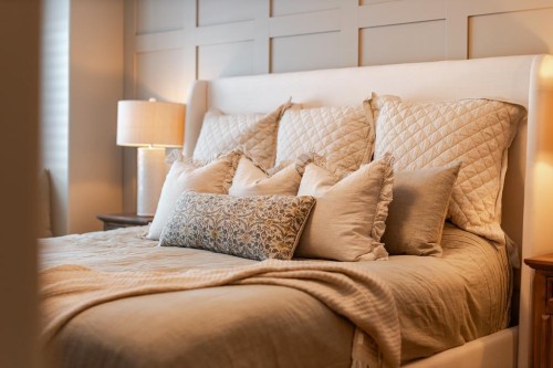 15075, Rural Vermilion River, County Of, AB - Indoor Photo Showing Bedroom