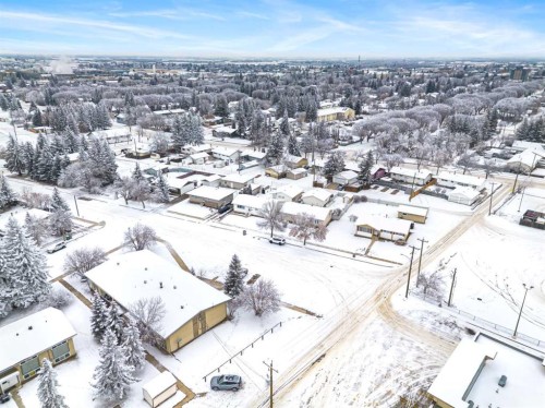 1-8-4504 56A Avenue, Lloydminster, AB - Outdoor With View