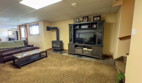 45069 Twp Rd 424, Rural Wainwright No. 61, M.D. Of, AB - Indoor