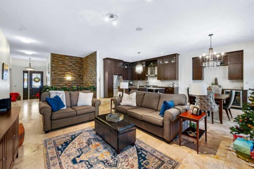 2112 56 Avenue, Lloydminster, AB - Indoor Photo Showing Living Room