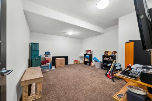 2112 56 Avenue, Lloydminster, AB - Indoor