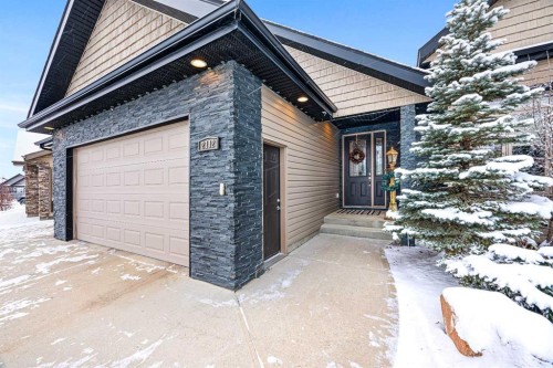 2112 56 Avenue, Lloydminster, AB - Outdoor