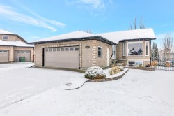 2026 63 Avenue Court  Lloydminster, AB T9V 3K2