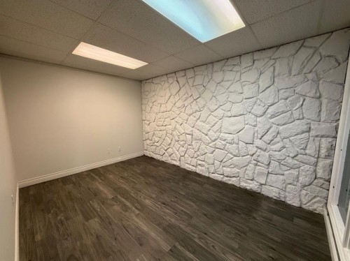 5019 50 Street, Lloydminster, AB 