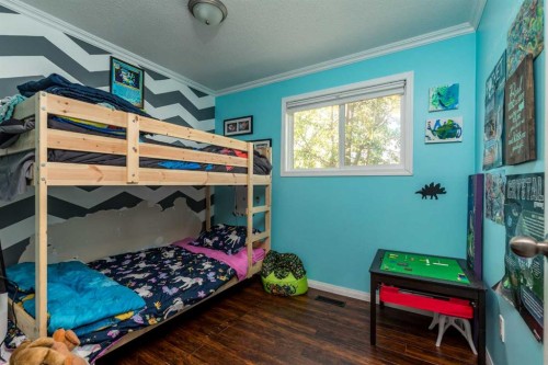 4743 Barr Crescent, Lloydminster, SK - Indoor Photo Showing Bedroom