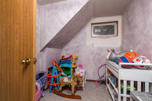 4743 Barr Crescent, Lloydminster, SK - Indoor Photo Showing Other Room