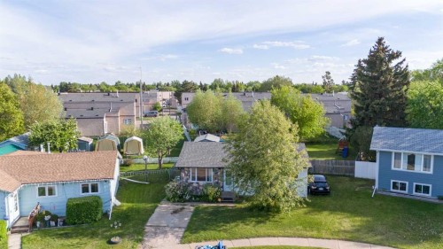 4743 Barr Crescent, Lloydminster, SK - Outdoor
