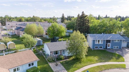 4743 Barr Crescent, Lloydminster, SK - Outdoor