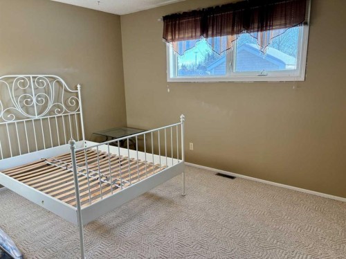 5103 50 Avenue, Myrnam, AB - Indoor