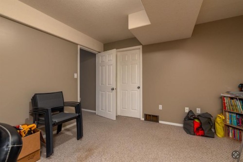 2912 65 Avenue, Lloydminster, AB - Indoor