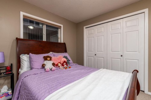 2912 65 Avenue, Lloydminster, AB - Indoor Photo Showing Bedroom