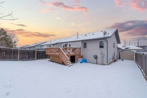 2912 65 Avenue, Lloydminster, AB - Outdoor With Exterior