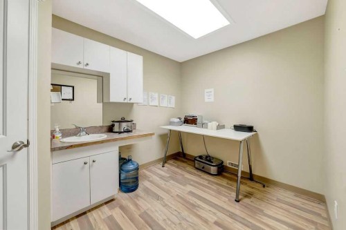 4921/4925 50 Street, Lloydminster, SK 