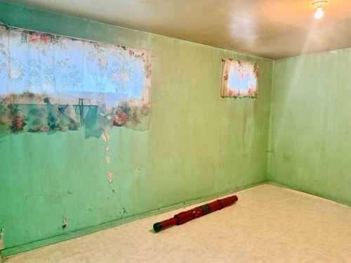 5115 46 Street, Provost, AB - Indoor