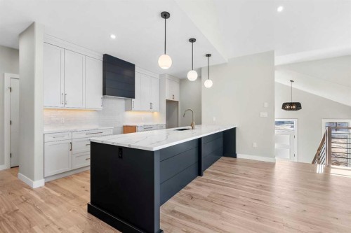 30-2715 73 Avenue, Lloydminster, AB - Indoor Photo Showing Kitchen With Upgraded Kitchen