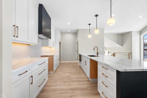 30-2715 73 Avenue, Lloydminster, AB - Indoor Photo Showing Kitchen With Upgraded Kitchen