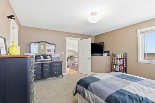 5206 15 Street, Lloydminster, AB - Indoor Photo Showing Bedroom