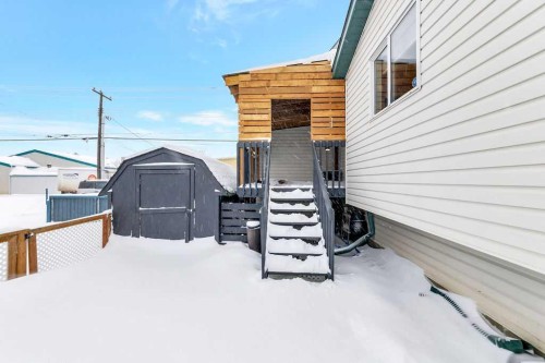 5010 31 Street, Lloydminster, AB - Outdoor With Exterior