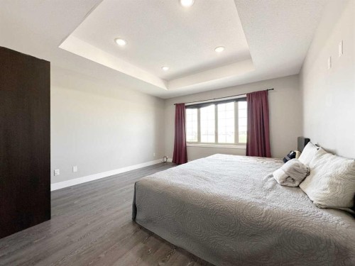 2519 6 Avenue, Wainwright, AB - Indoor Photo Showing Bedroom