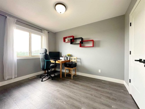 2519 6 Avenue, Wainwright, AB - Indoor Photo Showing Office