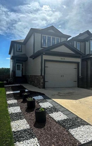 2519 6 Avenue, Wainwright, AB - Outdoor With Facade