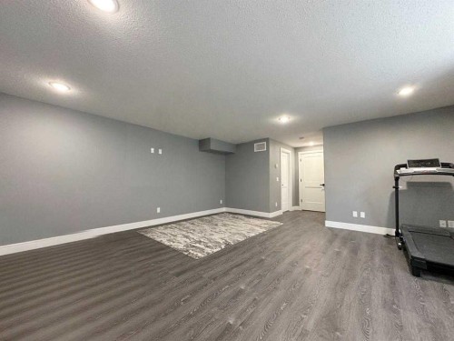 2519 6 Avenue, Wainwright, AB - Indoor