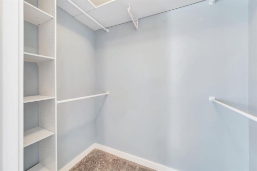 36-4118 41 Avenue, Lloydminster, SK - Indoor With Storage