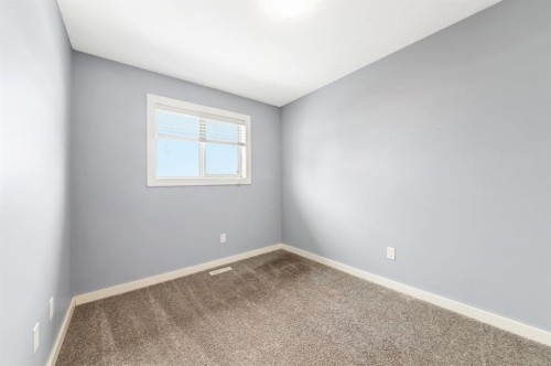 36-4118 41 Avenue, Lloydminster, SK - Indoor Photo Showing Other Room