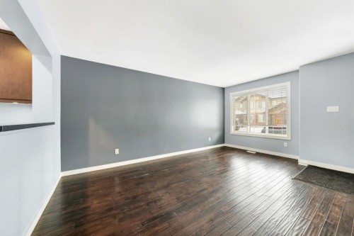 36-4118 41 Avenue, Lloydminster, SK - Indoor Photo Showing Other Room