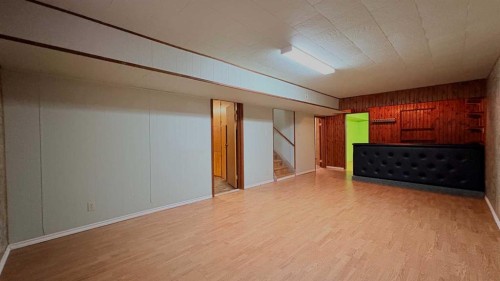 1030 15 Avenue, Wainwright, AB - Indoor Photo Showing Other Room