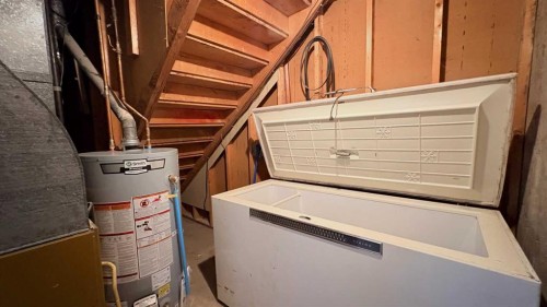 1030 15 Avenue, Wainwright, AB - Indoor Photo Showing Basement