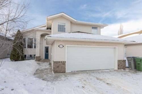 6105 21 Street, Lloydminster, AB - Outdoor